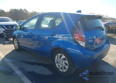 2015 Toyota Prius C One z USA, uszkodzony, nr VIN JTDKDTB30F1109924